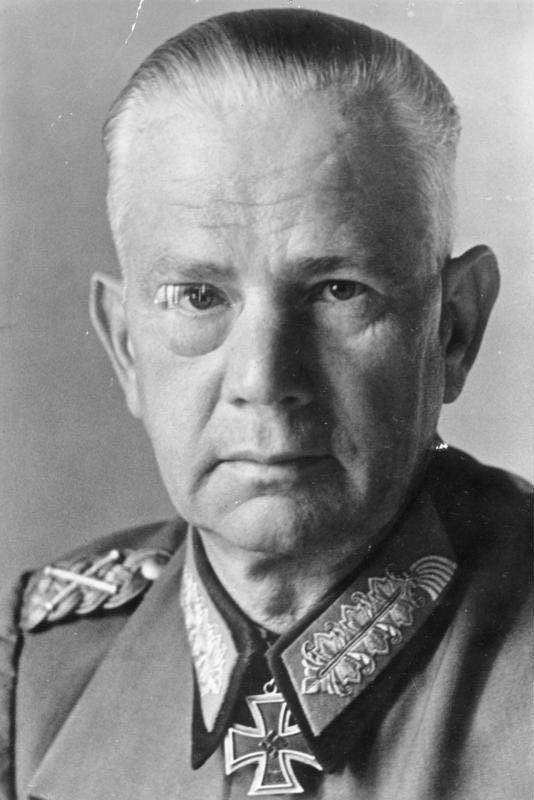 Bundesarchiv_Bild_183-B05284,_Walter_v._Reichenau.jpg
