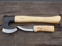 axe_and_hunting_knife_0812_769.jpg