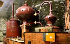 Cognac_pot_still_-_20091205.jpg