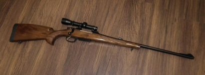 CZ 550 Lux (4).jpg