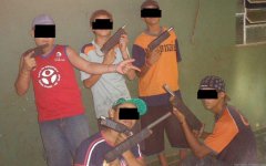 kidswithhomemadeguns improguns.jpg