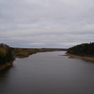 река Кама. Вид с нового моста в Усть-Весляне