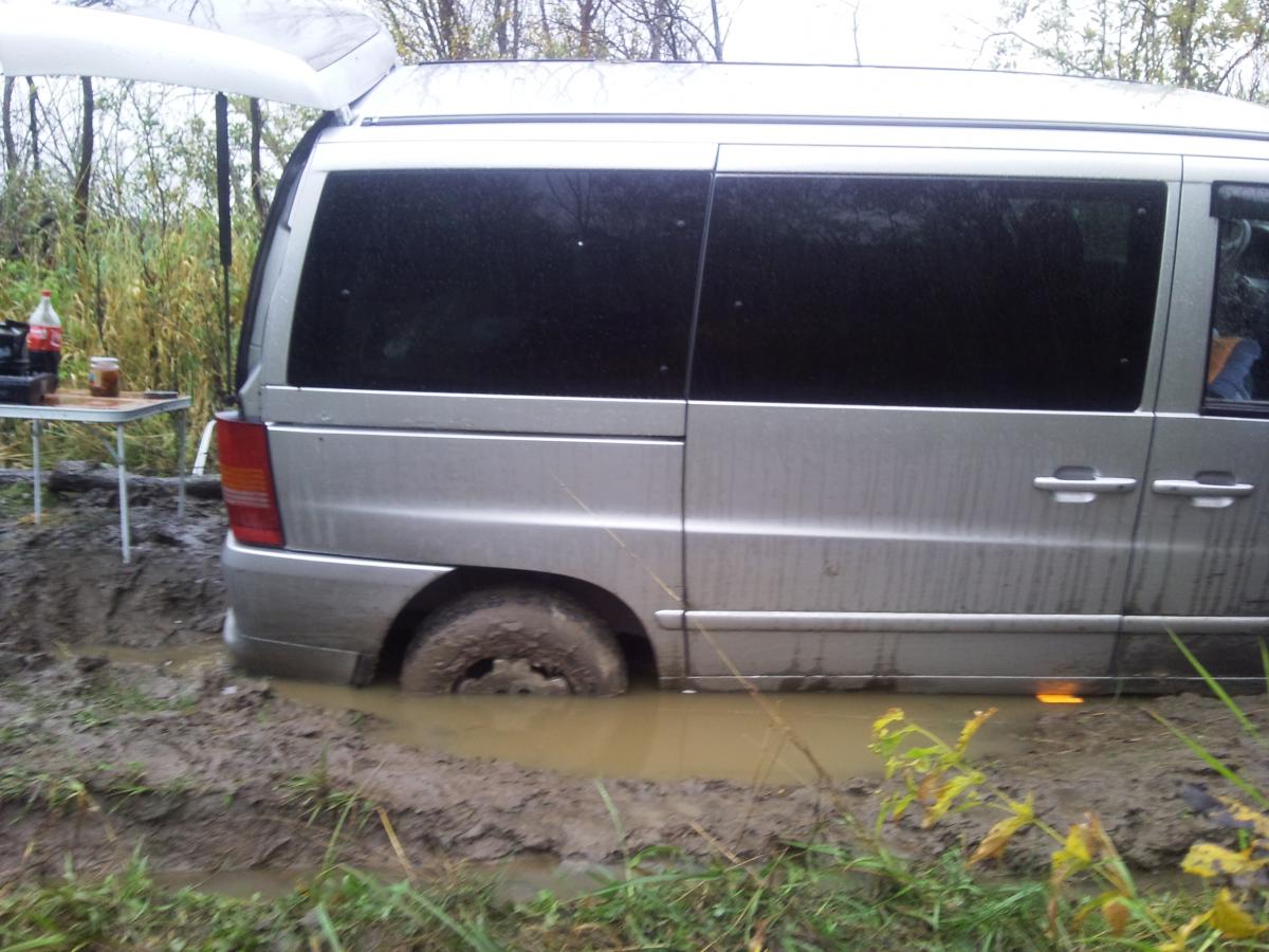 цепи из автобусика делают внедорожник