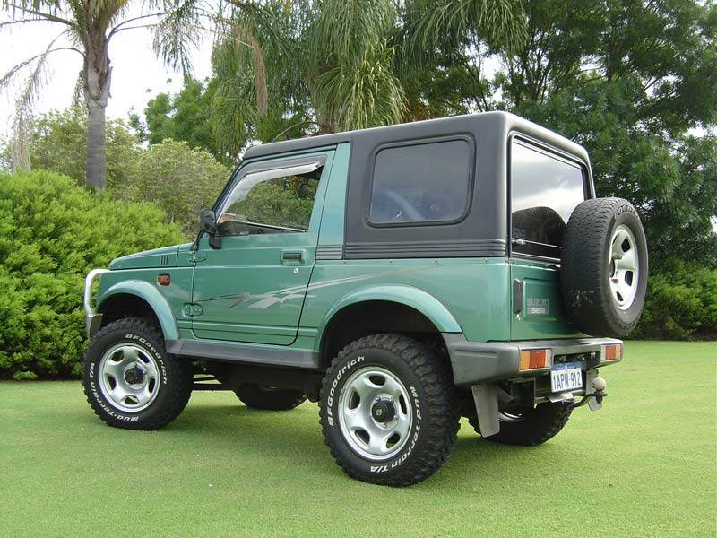 suzuki-samurai-WwoxGpM.jpg
