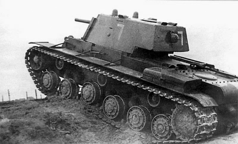 tank_kv_konovalova1.jpg