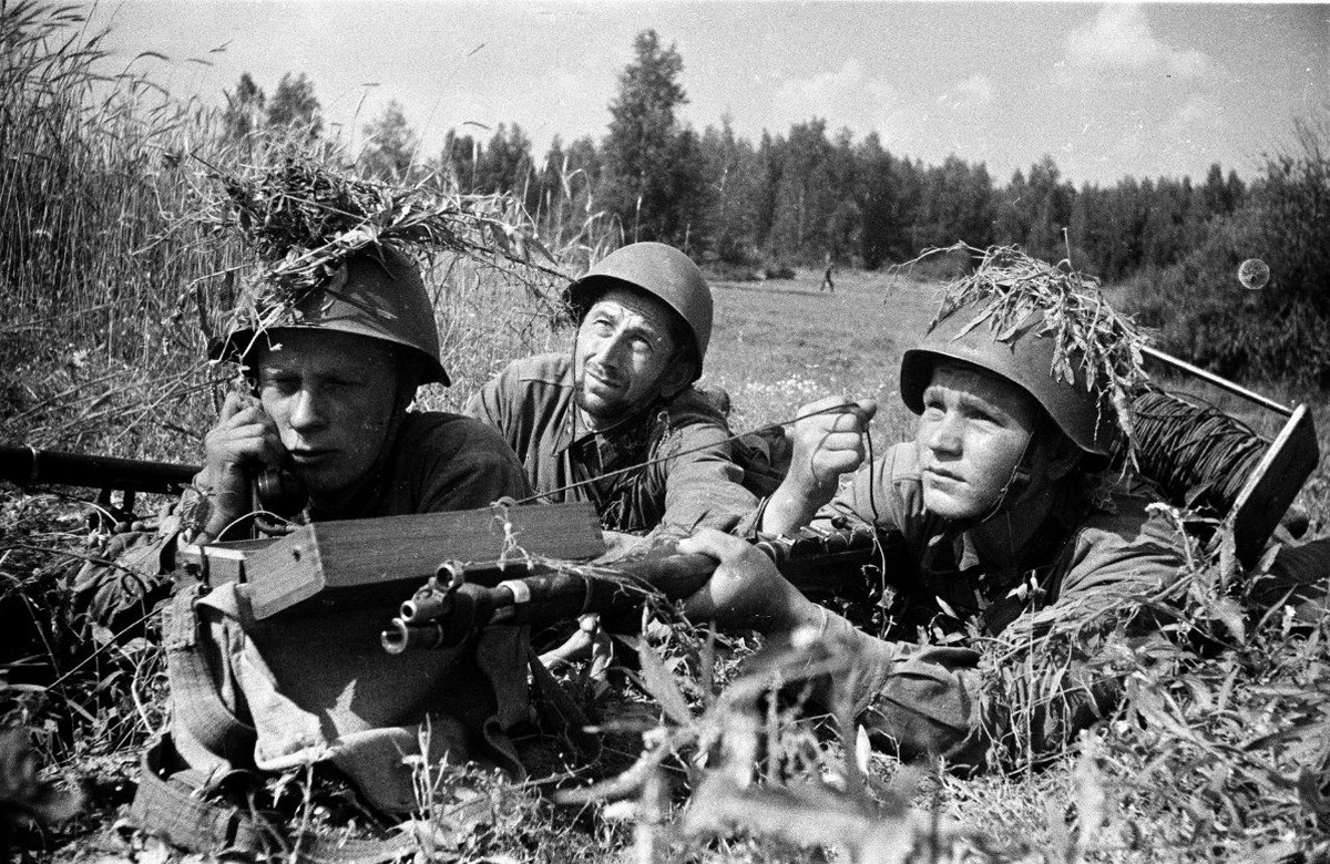 sovetskaya-fotografiya-voyna-fridlyand-1200_2.jpg