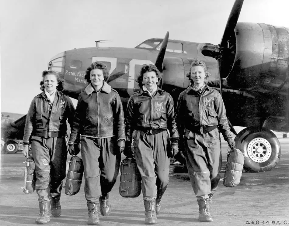 women_b17_pilots.jpg