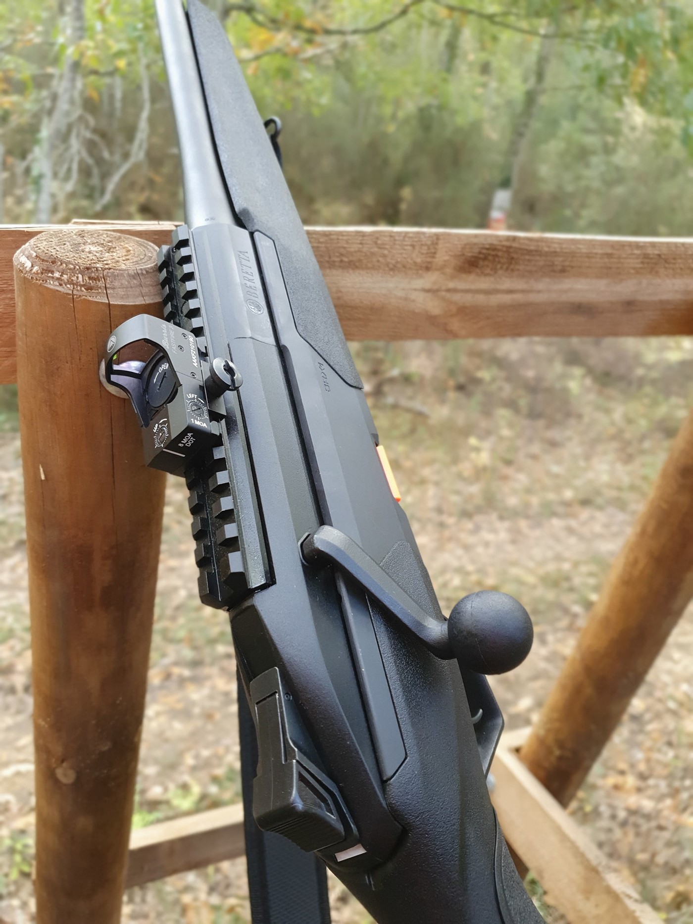 bxr1-pervaya-ohotnichya-vintovka-beretta_06.jpg